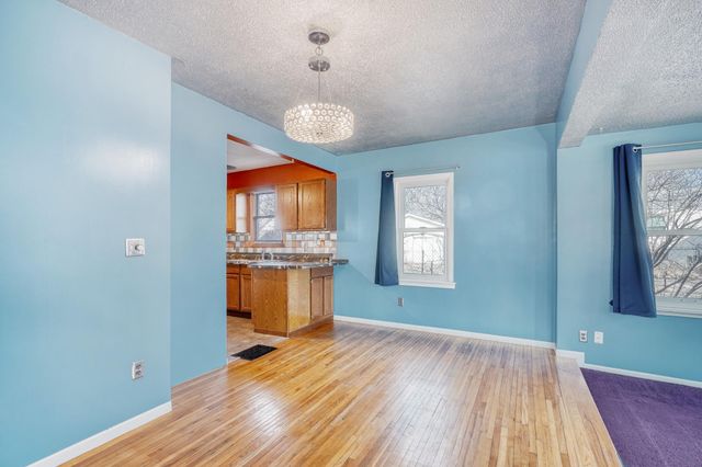 4715 Emerson Avenue N, Minneapolis, MN 55430