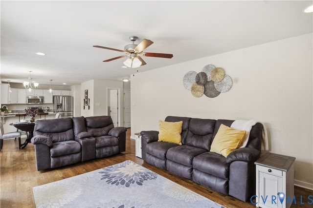 5707 Garden Ridge Ct, Chesterfield, VA 23832