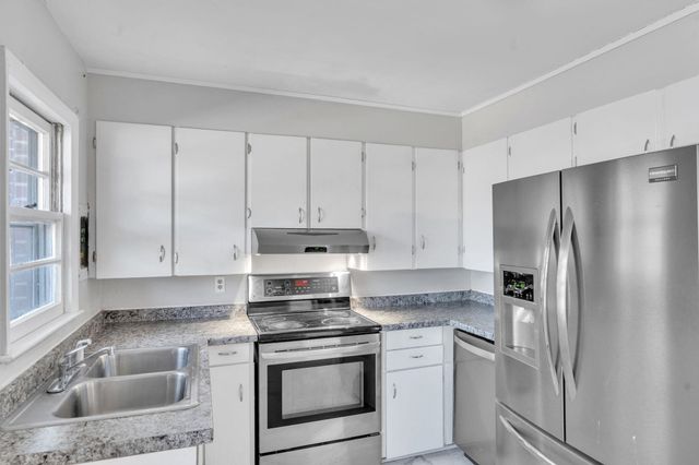 207 Woodview Avenue, Spartanburg, SC 29306