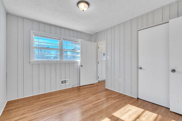 207 Woodview Avenue, Spartanburg, SC 29306