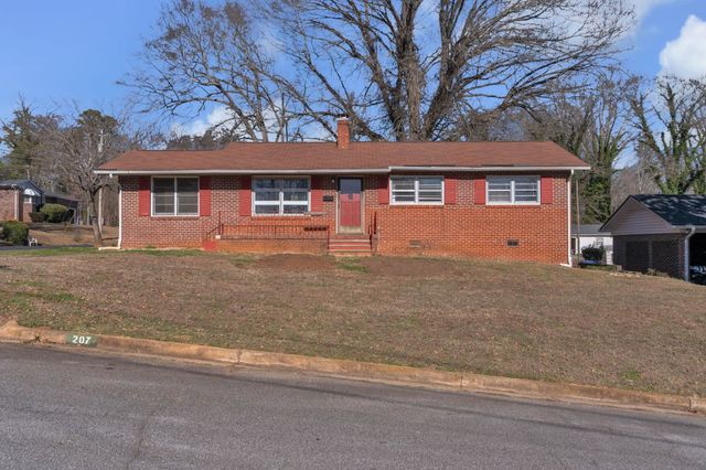 207 Woodview Avenue, Spartanburg, SC 29306