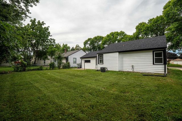 4860 N 89th STREET, Milwaukee, WI 53225