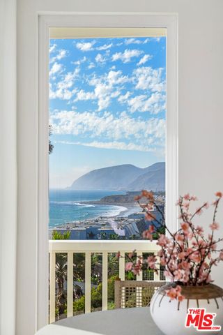 11836 Ebb Tide Lane, Malibu, CA 90265