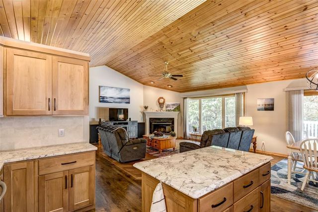 7180 Nine Mile Creek Road, Eau Claire, WI 54701