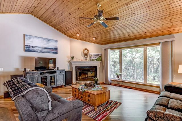 7180 Nine Mile Creek Road, Eau Claire, WI 54701