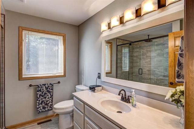 7180 Nine Mile Creek Road, Eau Claire, WI 54701