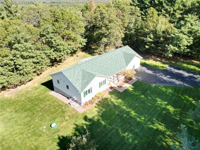 7180 Nine Mile Creek Road, Eau Claire, WI 54701