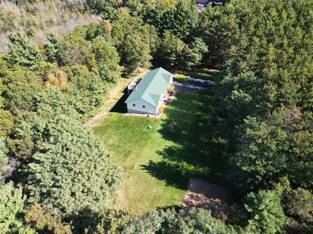 7180 Nine Mile Creek Road, Eau Claire, WI 54701