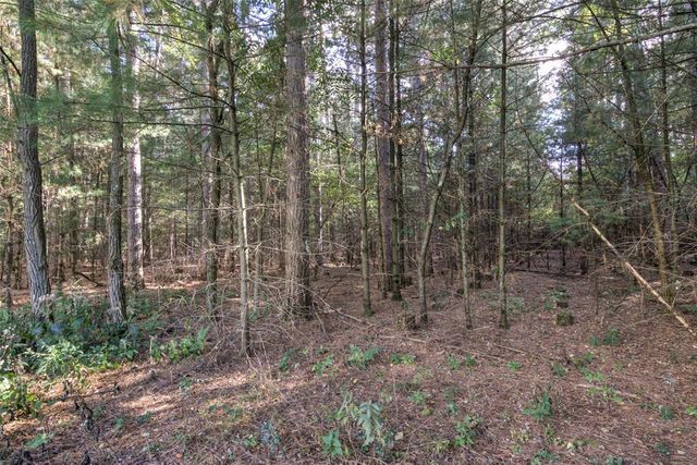 7180 Nine Mile Creek Road, Eau Claire, WI 54701