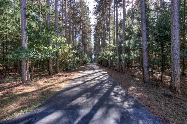 7180 Nine Mile Creek Road, Eau Claire, WI 54701