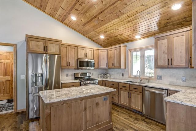 7180 Nine Mile Creek Road, Eau Claire, WI 54701