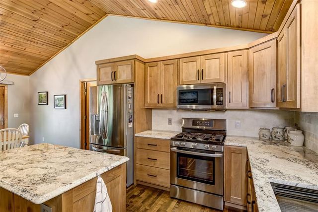 7180 Nine Mile Creek Road, Eau Claire, WI 54701