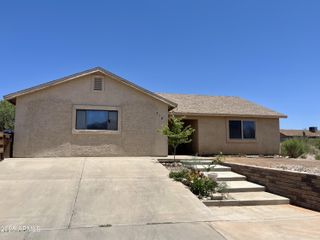 518 W Hartford Road, Kearny, AZ 85137