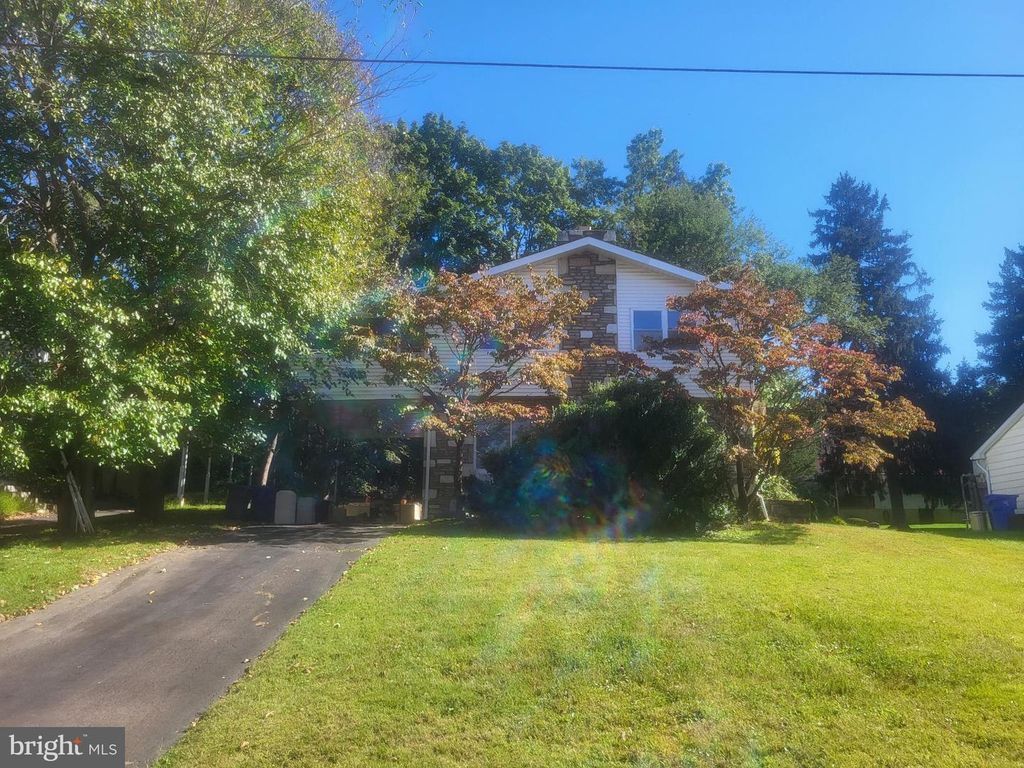 609 FOSTER RD, Cheltenham, PA 19012