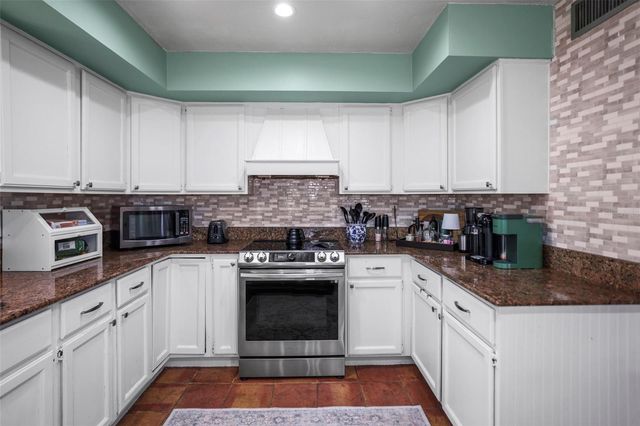 4966 ROBIN TRAIL, Palm Harbor, FL 34683