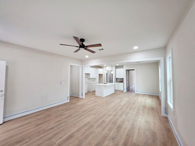 308 B Okaloosa Avenue, Valparaiso, FL 32580