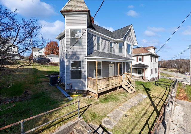 435 N Broadway St, Scottdale, PA 15683