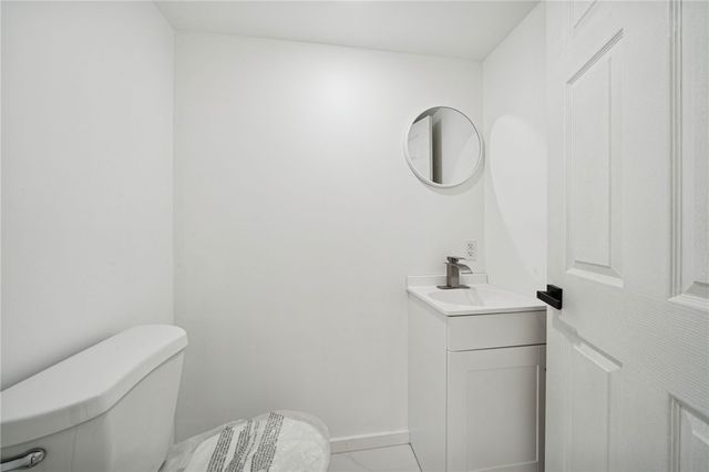 435 N Broadway St, Scottdale, PA 15683