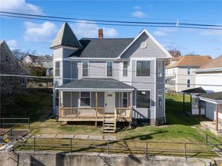 435 N Broadway St, Scottdale, PA 15683
