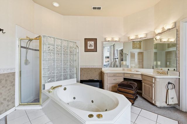 4717 Morris Heights Drive, Arlington, TX 76016