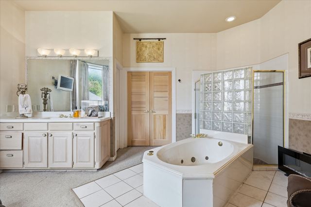 4717 Morris Heights Drive, Arlington, TX 76016