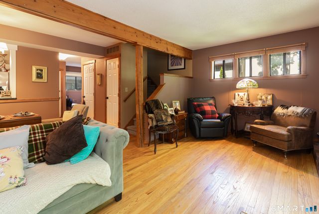 48 Woods Way, Woodbury, CT 06798
