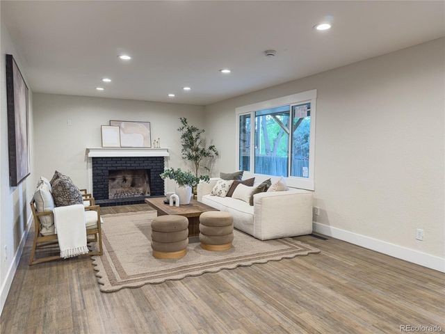 6664 E Easter Pl, Centennial, CO 80112