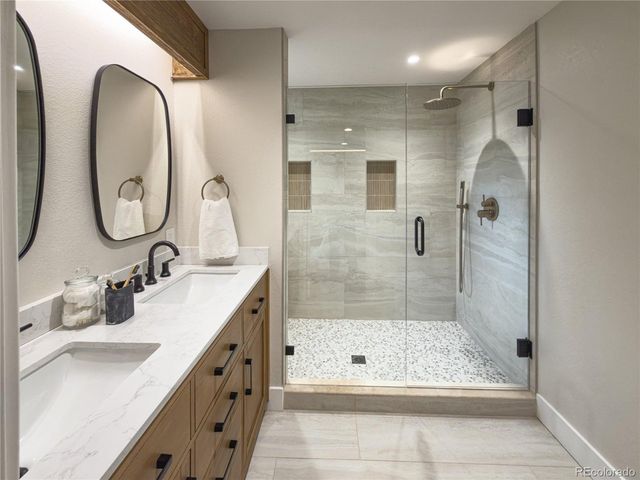 6664 E Easter Pl, Centennial, CO 80112