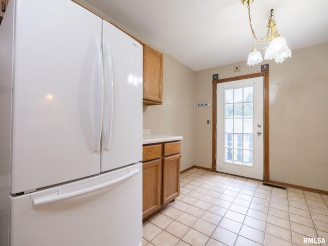 5 GALVIN Court, Pekin, IL 61554