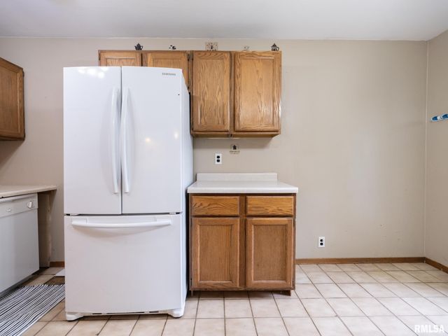 5 GALVIN Court, Pekin, IL 61554