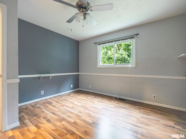 5 GALVIN Court, Pekin, IL 61554