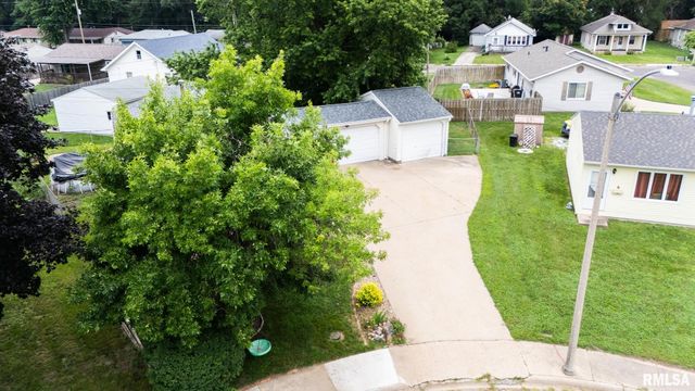 5 GALVIN Court, Pekin, IL 61554