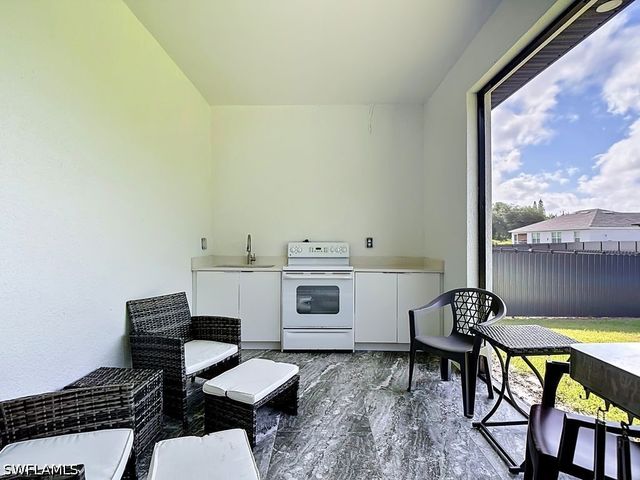2905 4th ST W, Lehigh Acres, FL 33971