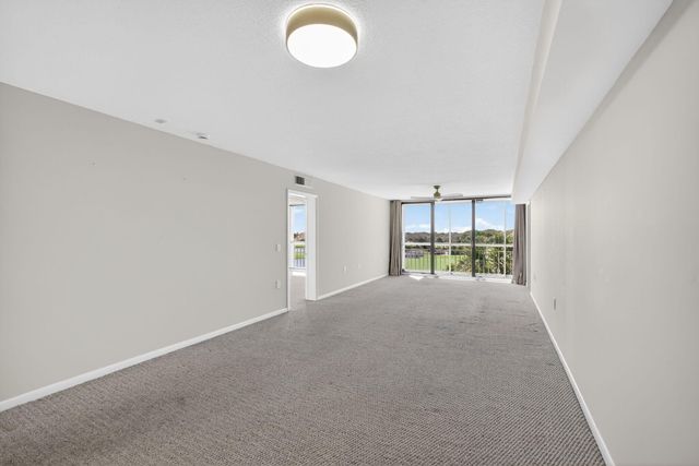 2421 Village Boulevard 401, West Palm Beach, FL 33409