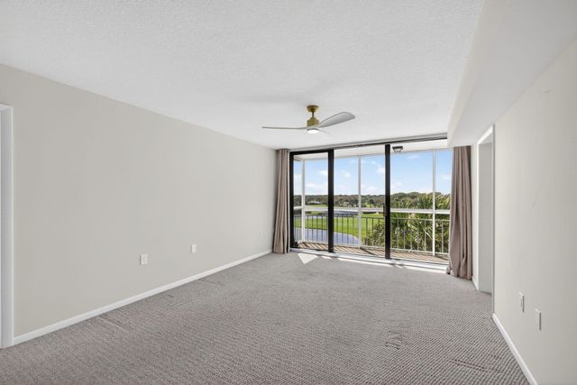 2421 Village Boulevard 401, West Palm Beach, FL 33409