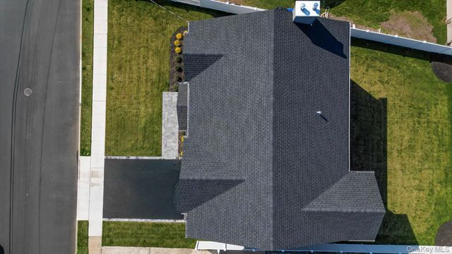 1772 Rose Street, Merrick, NY 11566