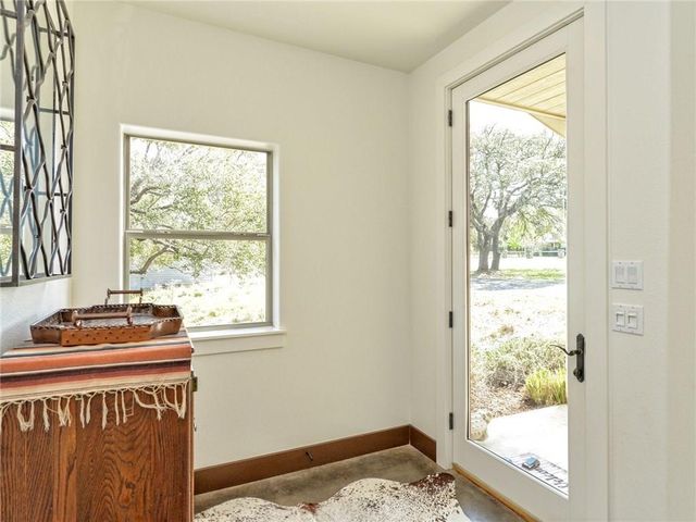 115 Hill LOOP, Spicewood, TX 78669