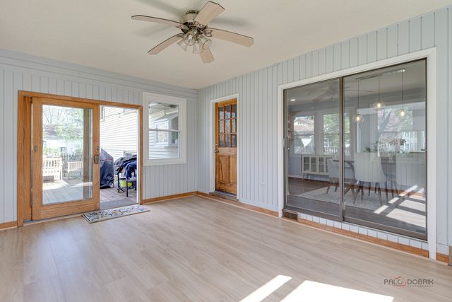 918 Bedford Lane, Libertyville, IL 60048