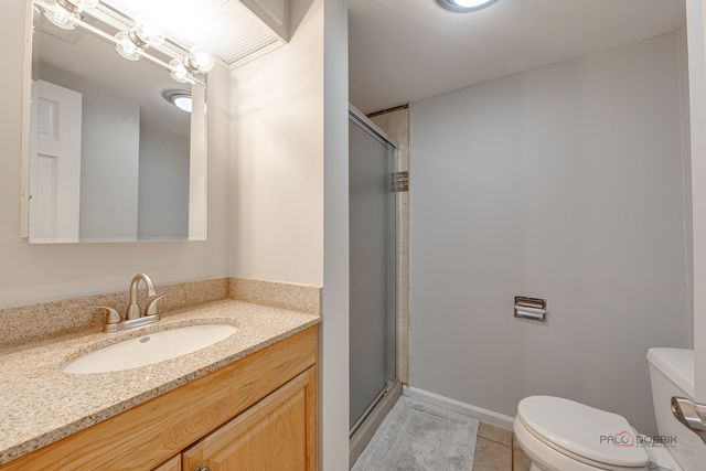 918 Bedford Lane, Libertyville, IL 60048