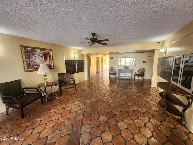 3033 E DEVONSHIRE Avenue 1028, Phoenix, AZ 85016