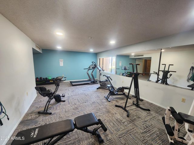 3033 E DEVONSHIRE Avenue 1028, Phoenix, AZ 85016