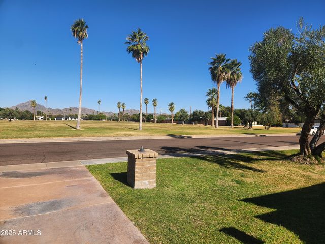 3033 E DEVONSHIRE Avenue 1028, Phoenix, AZ 85016