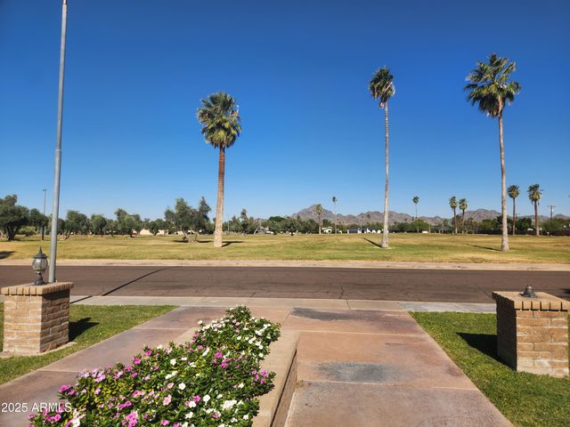 3033 E DEVONSHIRE Avenue 1028, Phoenix, AZ 85016