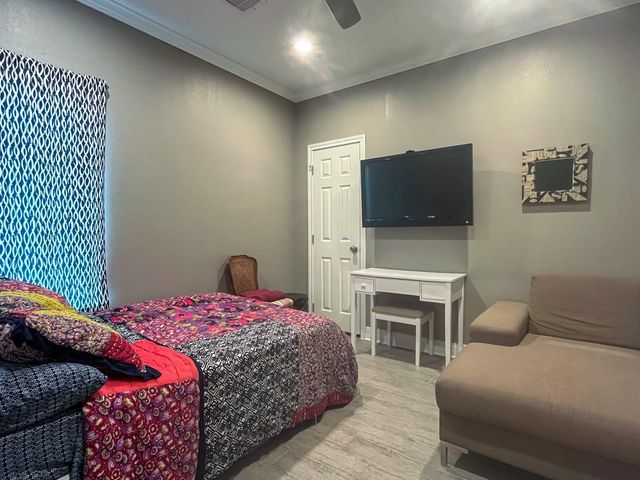 7307 Magnolia Blossom, Galveston, TX 77551