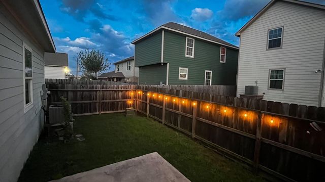 7307 Magnolia Blossom, Galveston, TX 77551