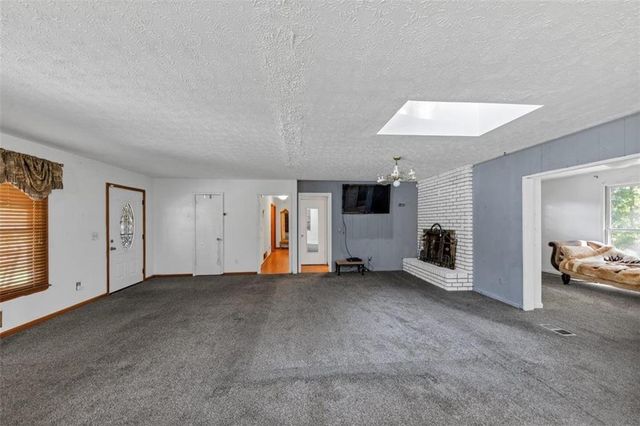 2346 Jomarc Way, Marietta, GA 30062