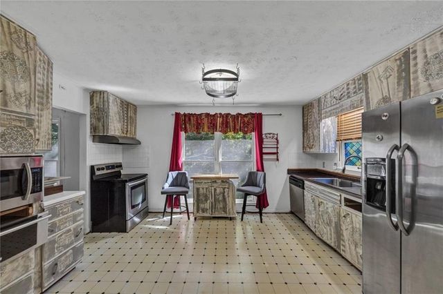 2346 Jomarc Way, Marietta, GA 30062