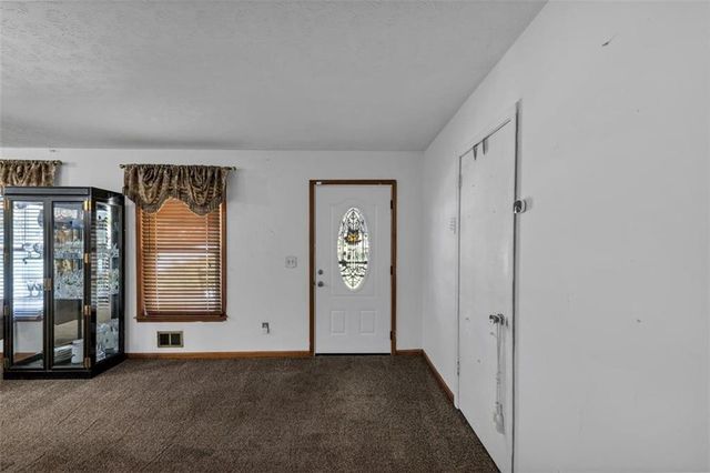 2346 Jomarc Way, Marietta, GA 30062