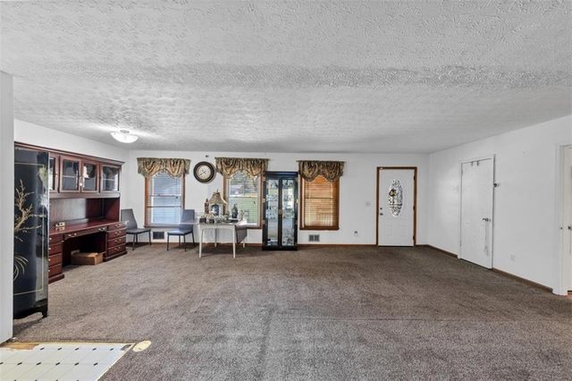 2346 Jomarc Way, Marietta, GA 30062