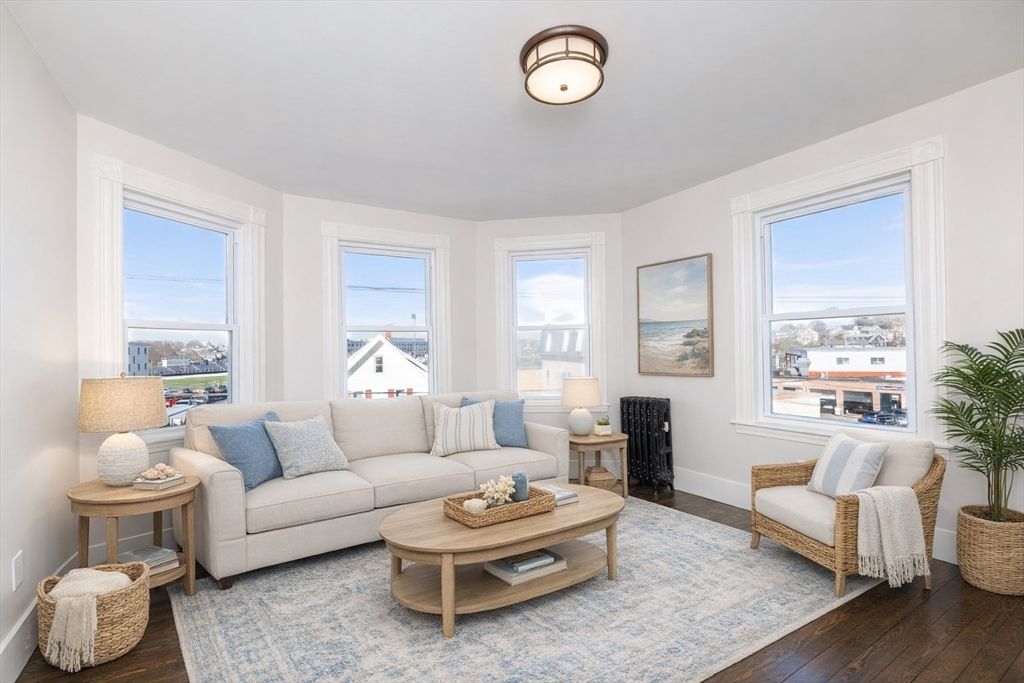 180 Shirley St 3, Winthrop, MA 02152